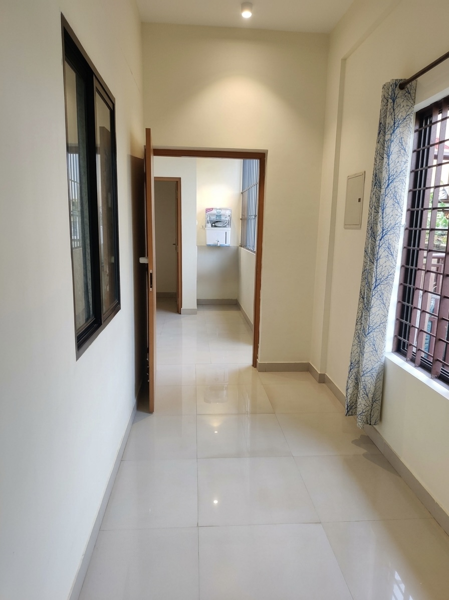 Dining area at Palace Boys Hostel Kottayam